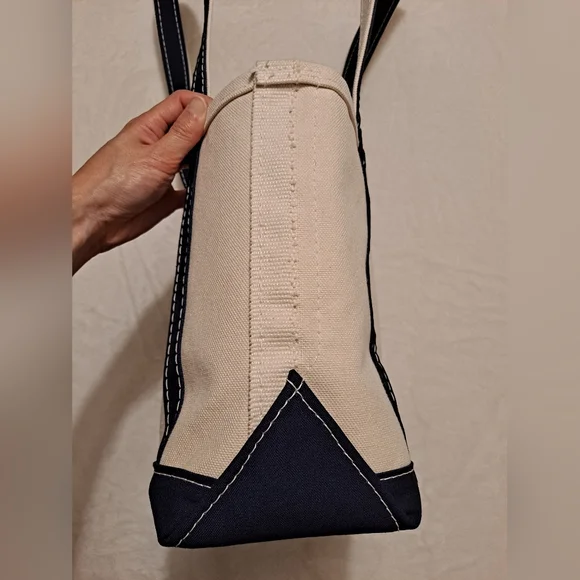 L.L. Bean Cream & Navy Blue Boat & Tote Bag Extra Long Shoulder Straps Handles - Picture 10 of 13
